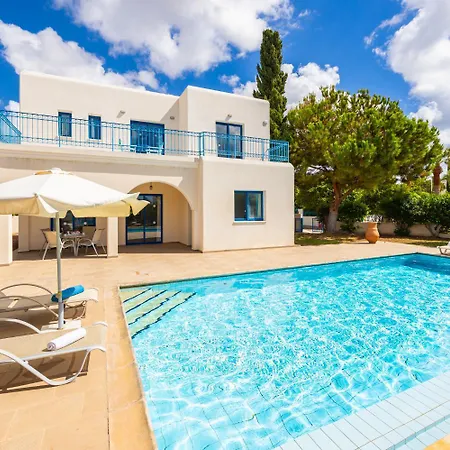Ermis Villa Peyia